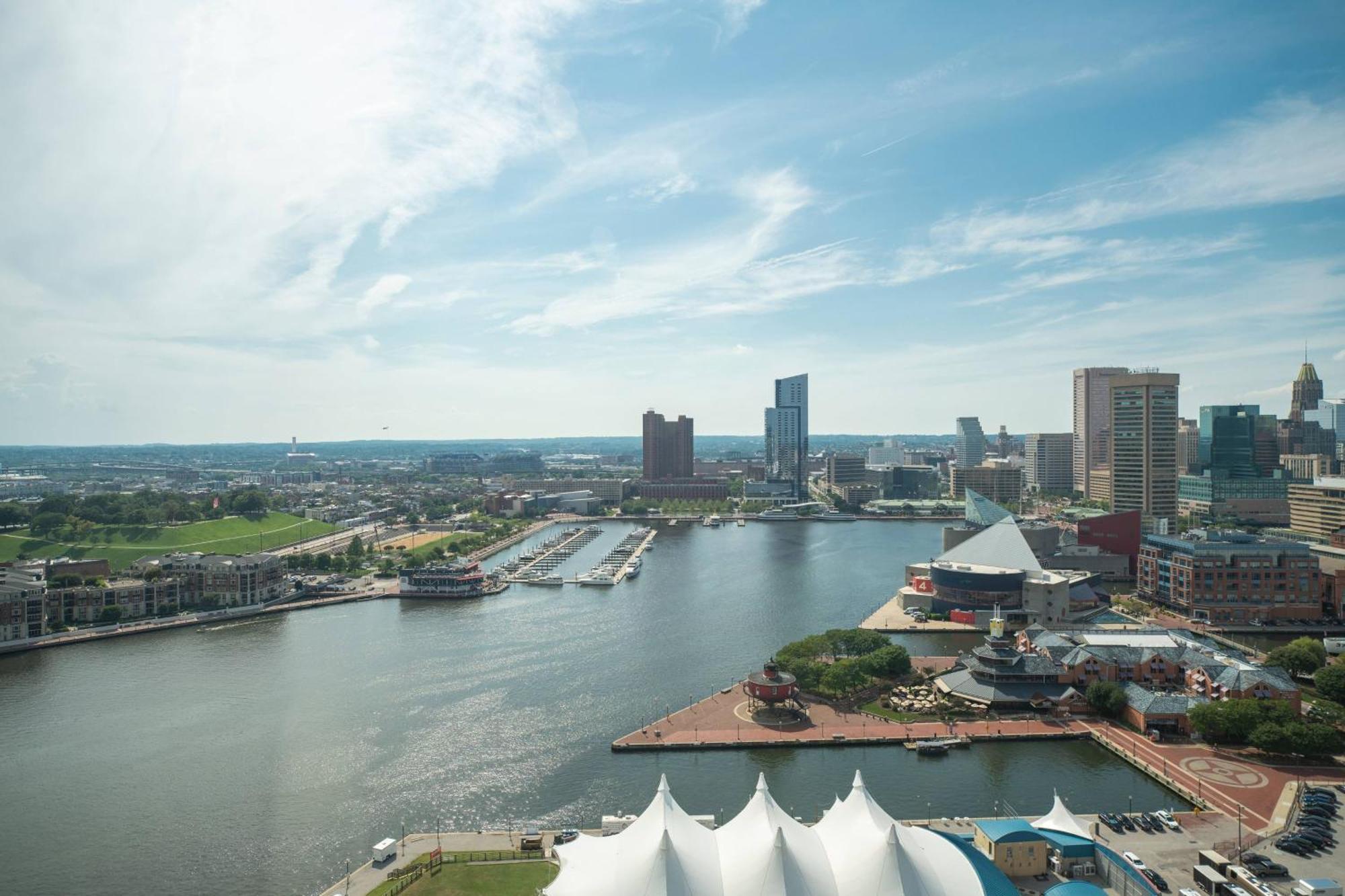 Marriott Waterfront Hotel 4*